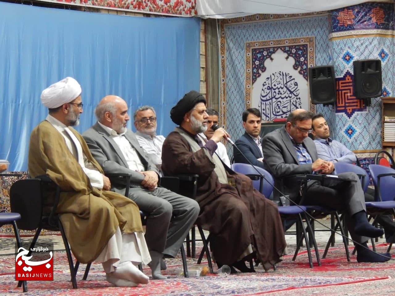 تأکید فرماندهان پایگاه‌های حوزه شهید بهشتی قم به اصل مسجدمحوری در اجرای برنامه‌ها