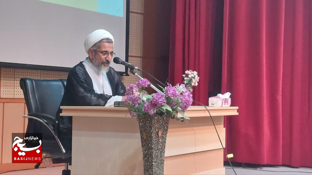 مسجدمحوری اولویت برنامه‌های اجرایی باشد