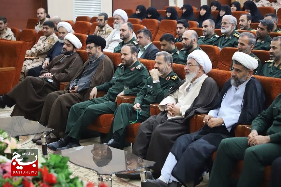 اگر اندیشه شهید مطهری در کتب درسی گنجانده می شد،جوانان اسیر تبلیغات دشمنان نمیشدند اگر اندیشه شهید مطهری در کتب درسی گنجانده می شد،جوانان اسیر تبلیغات دشمنان نمیشدند