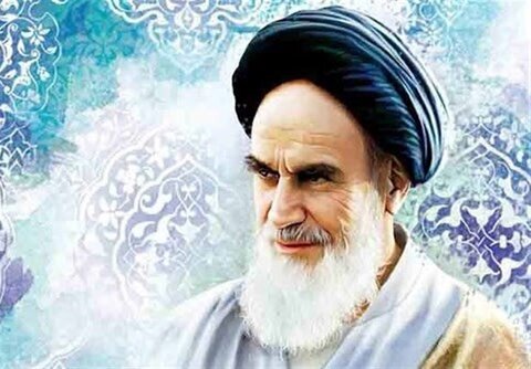 امام خمینی (ره) احیاگر نهضت عاشورا بود