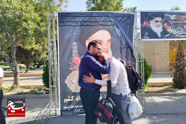 بسیجیان شیراز برای تجدید میثاق با رهبری و شرکت در مراسم سالگرد امام امت راهی تهران شدند