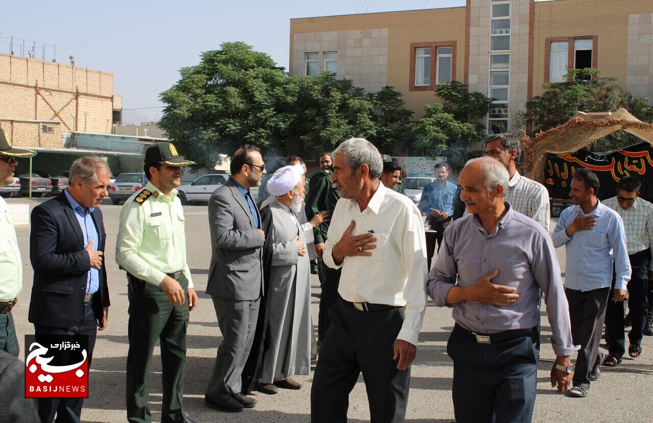 منش و روش حکومت داری امام(ره) باید در مسئولان نهادینه شود/اعزام 100 زائر خلیل آبادی به مراسم ارتحال امام خمینی(ره) + عکس