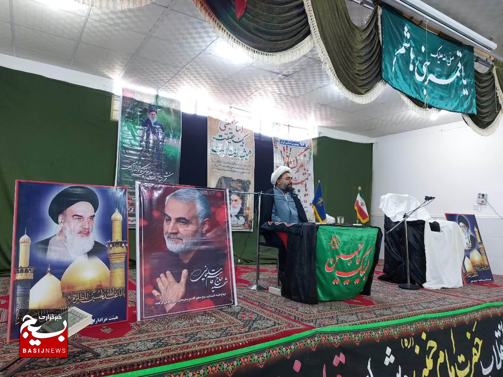 تبیین کلید واژه‌های اساسی گفتمان امام ره برای نسل جوان ضرورت دارد
