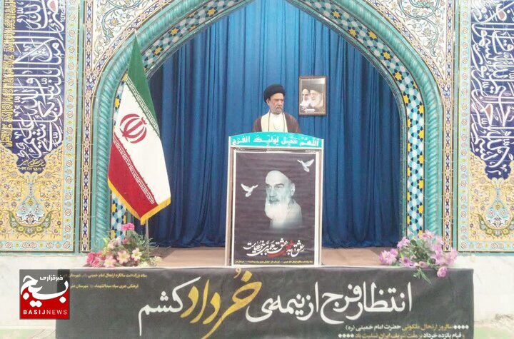 امام خمینی باعث بیداری امت اسلامی در جهان شد