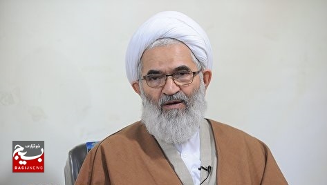 فتح‌الفتوح امام خمینی (ره) تربیت چمران‌ها و انسان‌های تراز انقلاب است