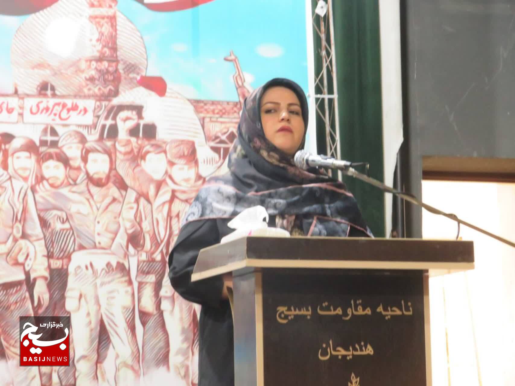 برگزاری دومین کنگره سراسری شعر ایثار و پایداری در هندیجان