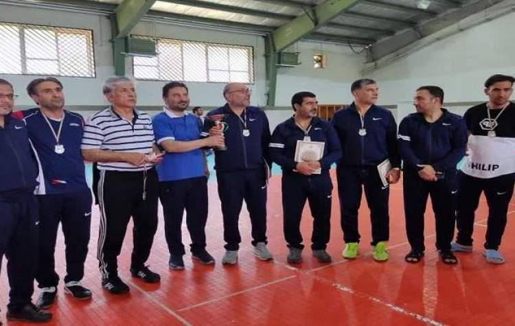 درخشش کارکنان بنیاد شهید استان زنجان در مسابقات ورزشی