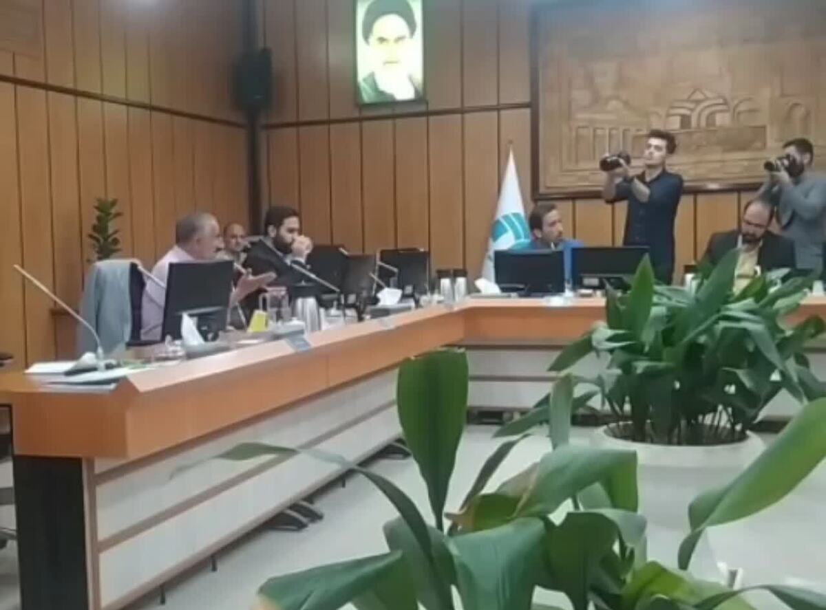 ۵ عضو شورا از پاسخ شهردار قزوین قانع نشدند