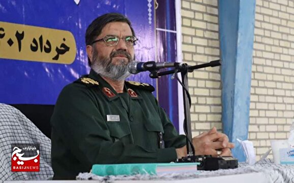 روزی آرام میگیریم که مشکلات منطقه حل شده باشد/ مردم عمق راهبردی نظام اسلامی هستند