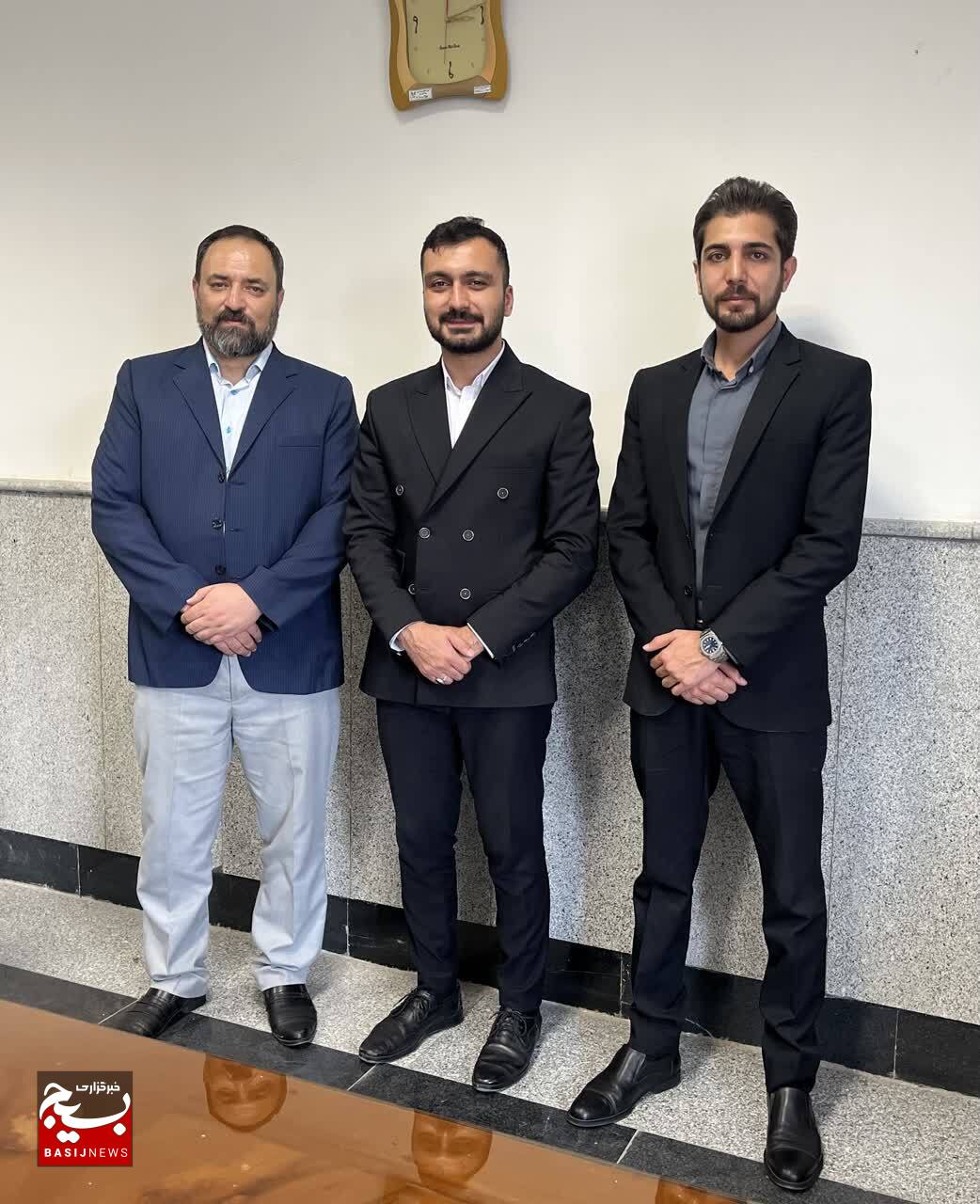 انعقاد تفاهم نامه سازمان بسیج حقوقدانان سپاه استان البرز با دانشکده حقوق و مهارت دانشگاه آزاد اسلامی کرج