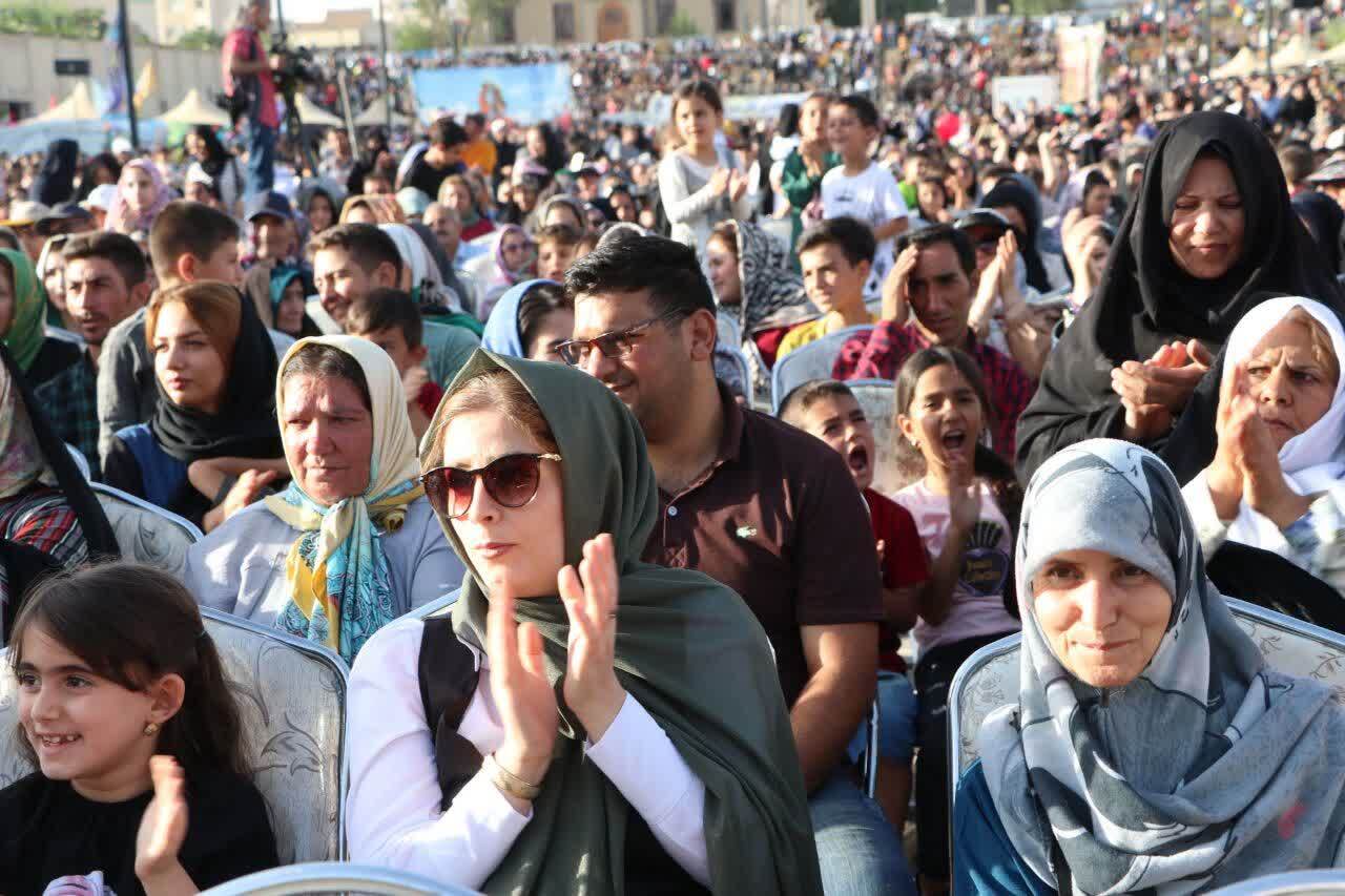 زنجان غرق در شادی و سرور همزمان با عید غدیر+ تصاویر