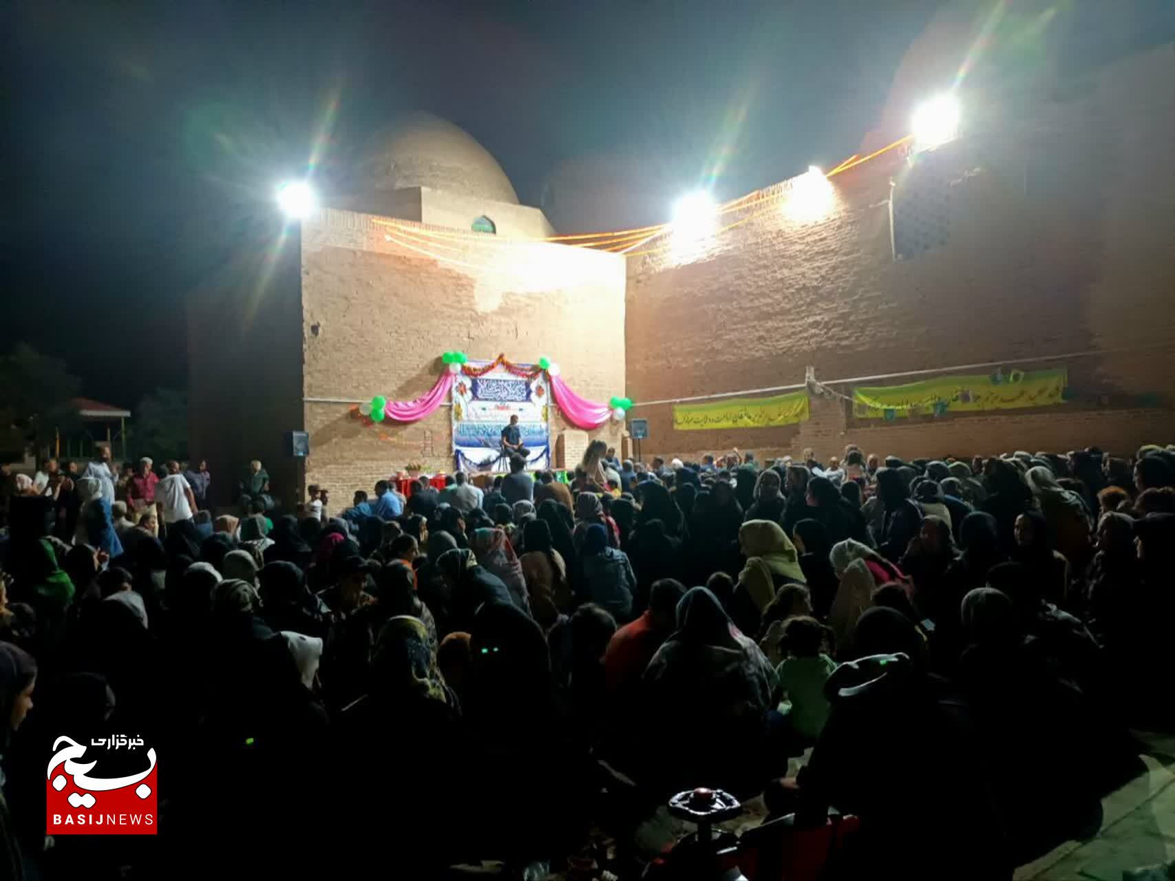 برگزاری جشن بزرگ عید غدیر در صحن امامزادگان زید ورحمان(ع) شهر پنگ آباد+تصاویر