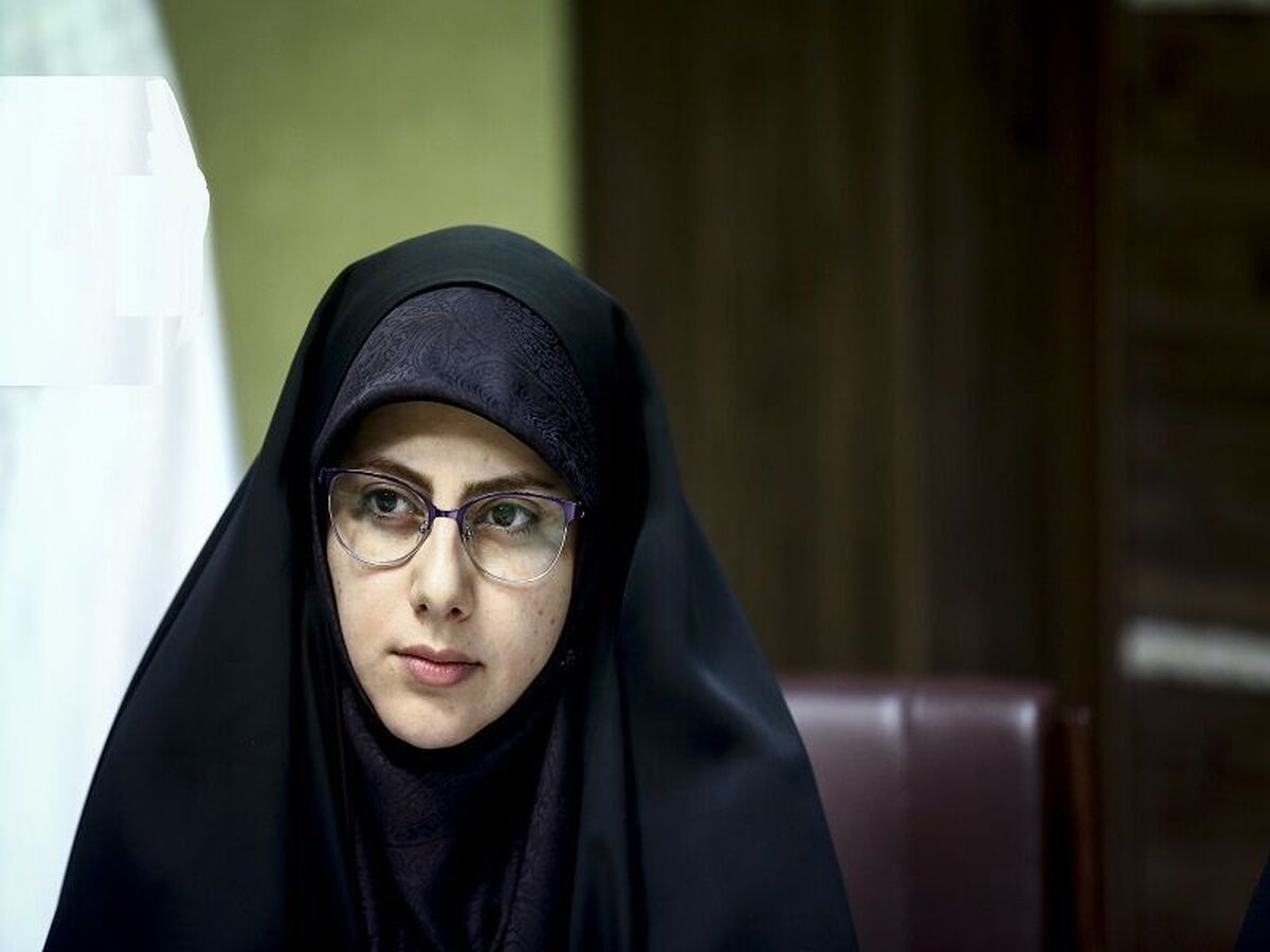 مشاور اجتماعی وزیر فرهنگ و ارشاد اسلامی؛
دختران ایران زمین نماد استعداد، ادب و متانت هستند