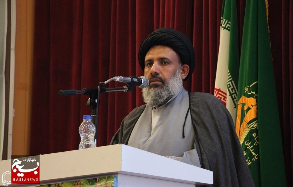 درماندگی استکبار جهانی در خلیج فارس تماشایی است