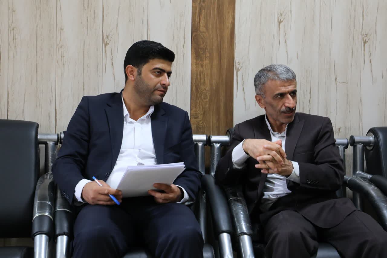 آغاز فعالیت میز خدمت 3 روزه با حضور نمایندگان تام الاختیار وزیر فرهنگ و ارشاد اسلامی در یاسوج + (تصاویر)