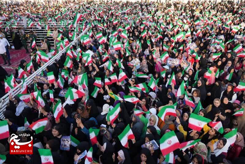 استقبال باشکوه یاسوجی ها از رئیس جمهور