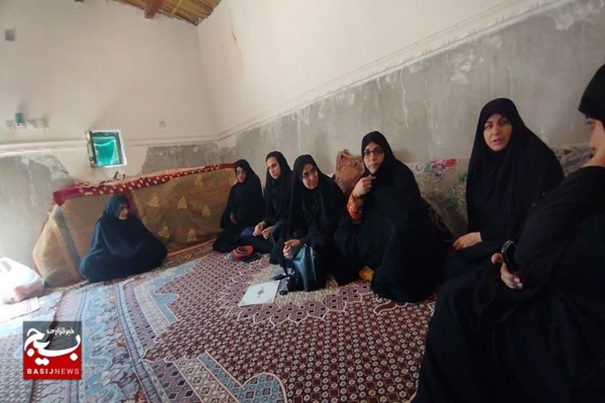تجدید روحیه دهه هشتادی ها با دیدار از خانواده شهدا