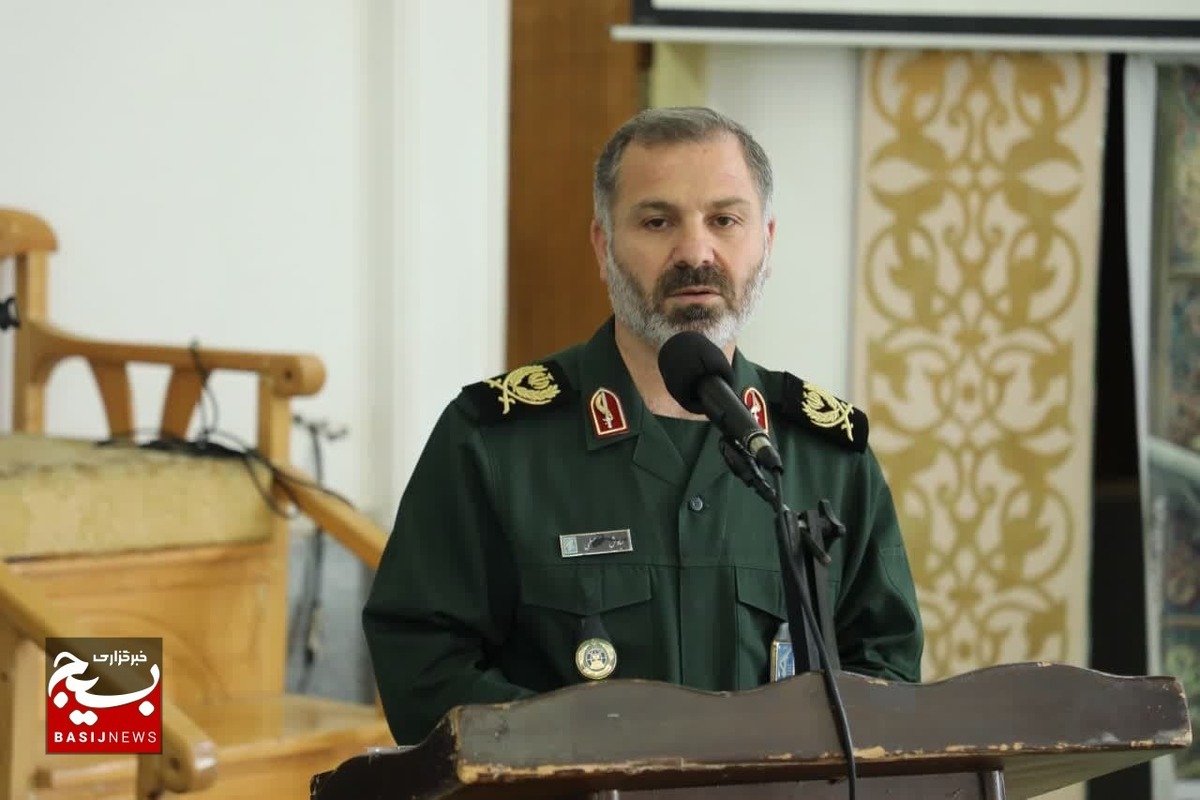 فرمانده سپاه کربلا:
خواهران پاسدار پیشقراولان دفاع از انقلاب هستند / بسیج جامعه زنان مهم‌ترین و اثرگذارترین نقش را در جامعه دارد