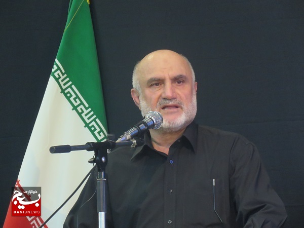 اسطورههای دوران دفاع مقدس به نسل جوان معرفی شوند اسطورههای دوران دفاع مقدس به نسل جوان معرفی شوند
