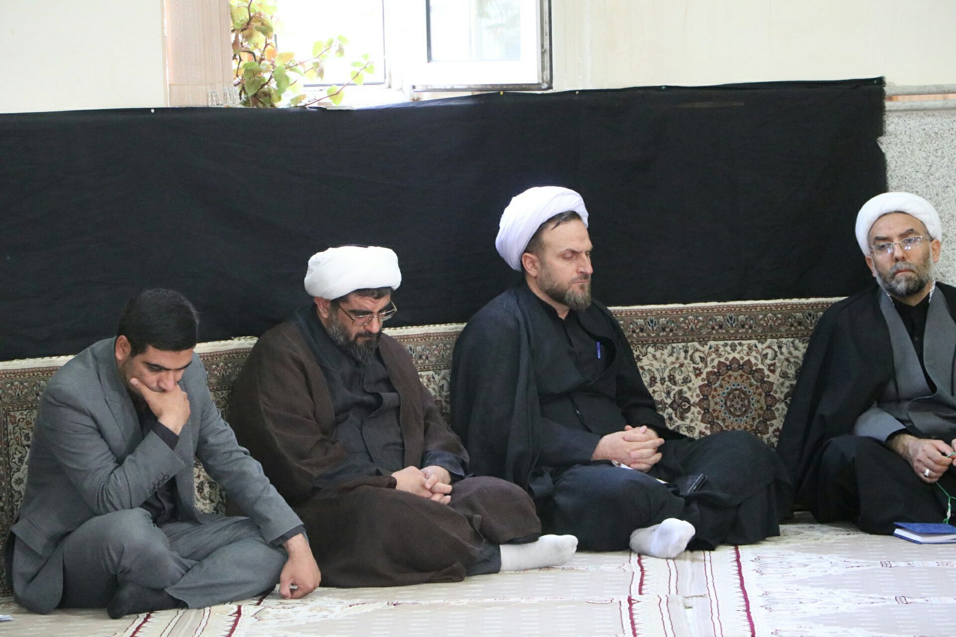 هیچ زمانی فرهنگ حسینی با فرهنگ یزیدی در یک جا جمع نمی‌شود