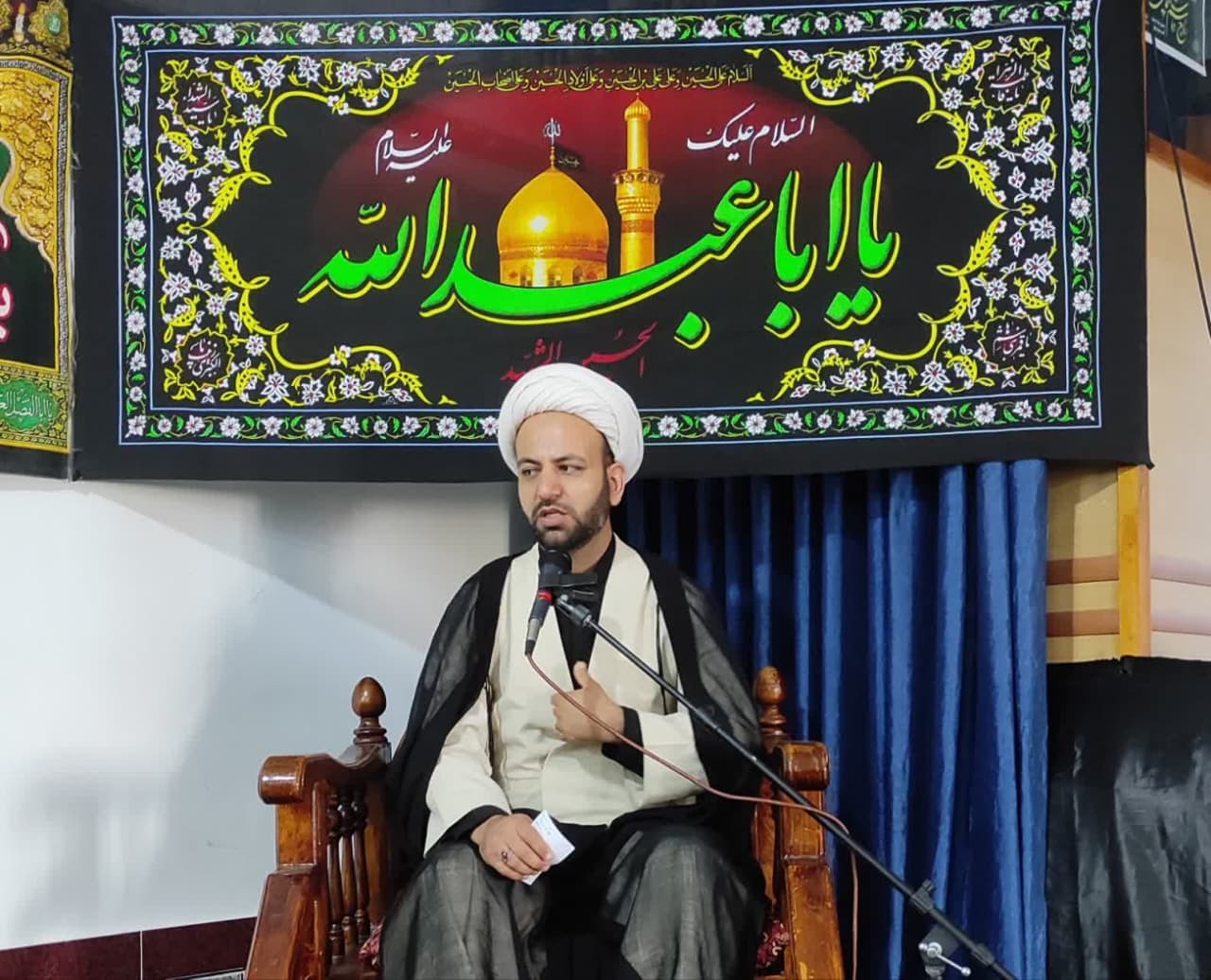 راه و اهداف امام حسین(ع) نور است/امروز فرهنگ حسینی در جهان طنین انداز شده است