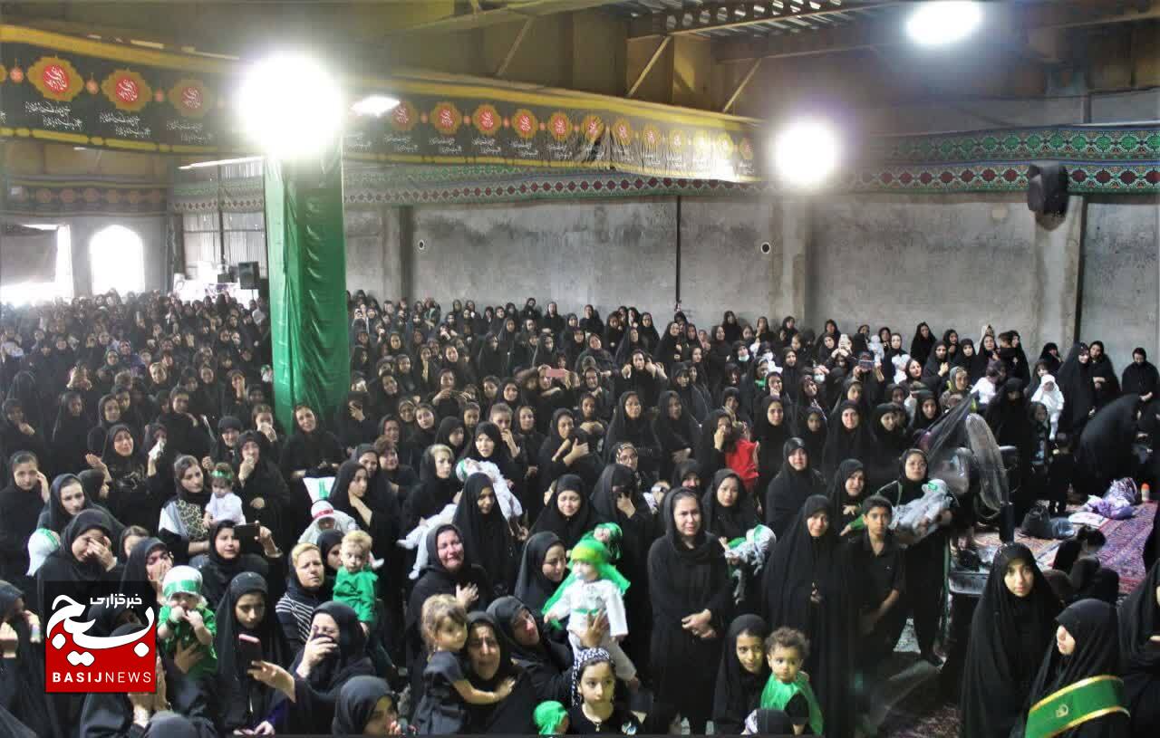 همایش بزرگ شیرخوارگان حسینی در اشتهارد برگزار شد