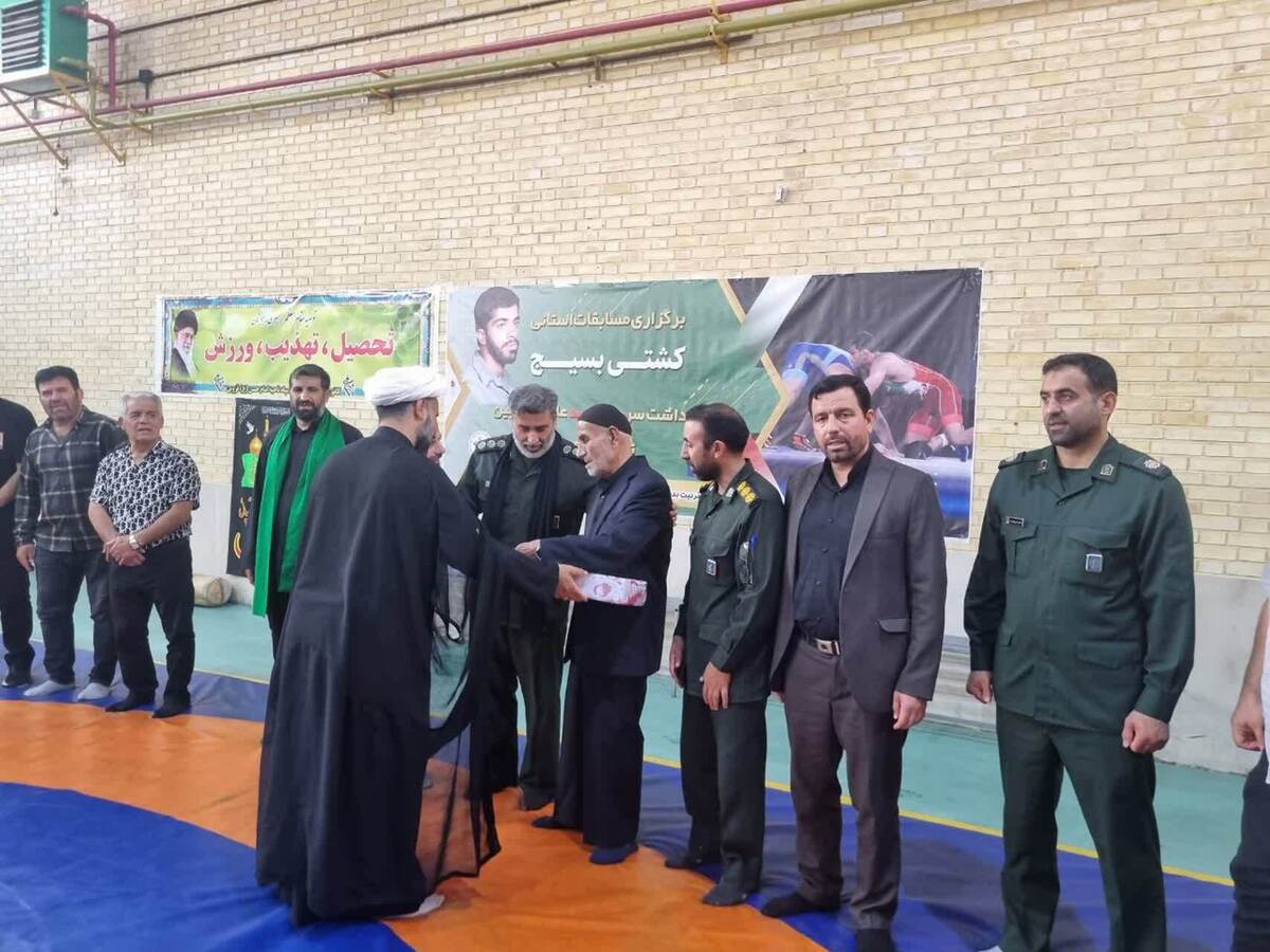 مسابقات انتخابی کشتی آزاد بسیج استان قزوین برگزار شد