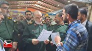 بازدید فرمانده کل سپاه از غرفه پایگاه بسیج شهید دانشگر+عکس