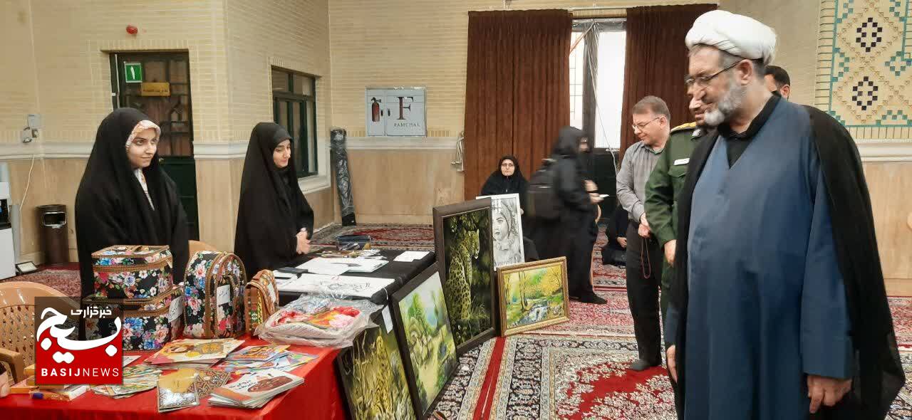 برگزاری نمایشگاه ناحیه ای اسوه در شهرستان دزفول