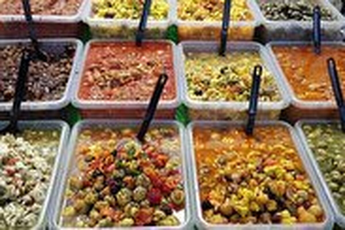 با هدف حمایت از تولیدکنندگان داخلی برگزار شد؛
بازارچه خیریه انسجام محلی در پایگاه ریحانه الرسول حوزه ام ابیها