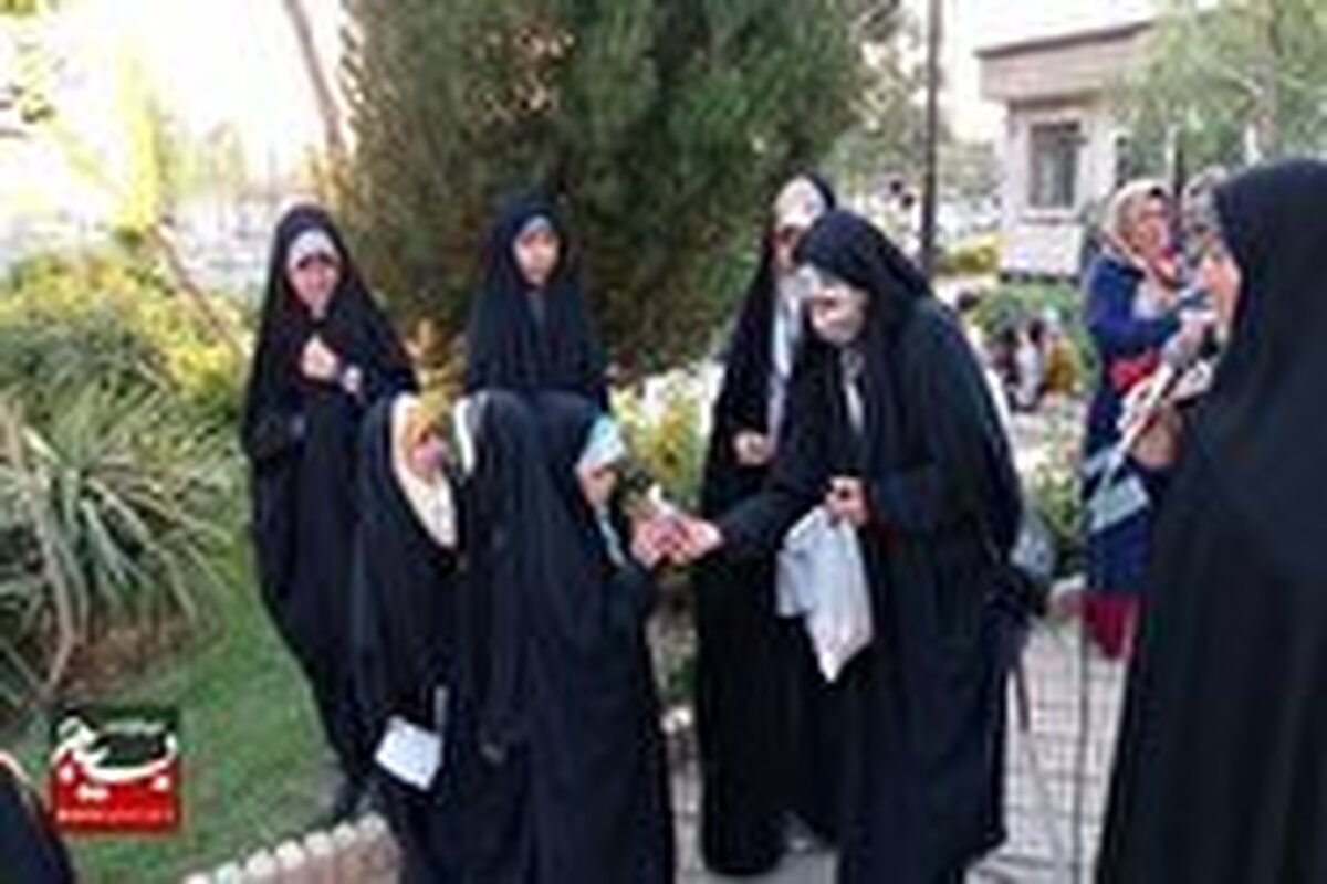 اکبری خبر داد
برپایی غرفه‌های «حس خوب» در همدان+تصاویر
