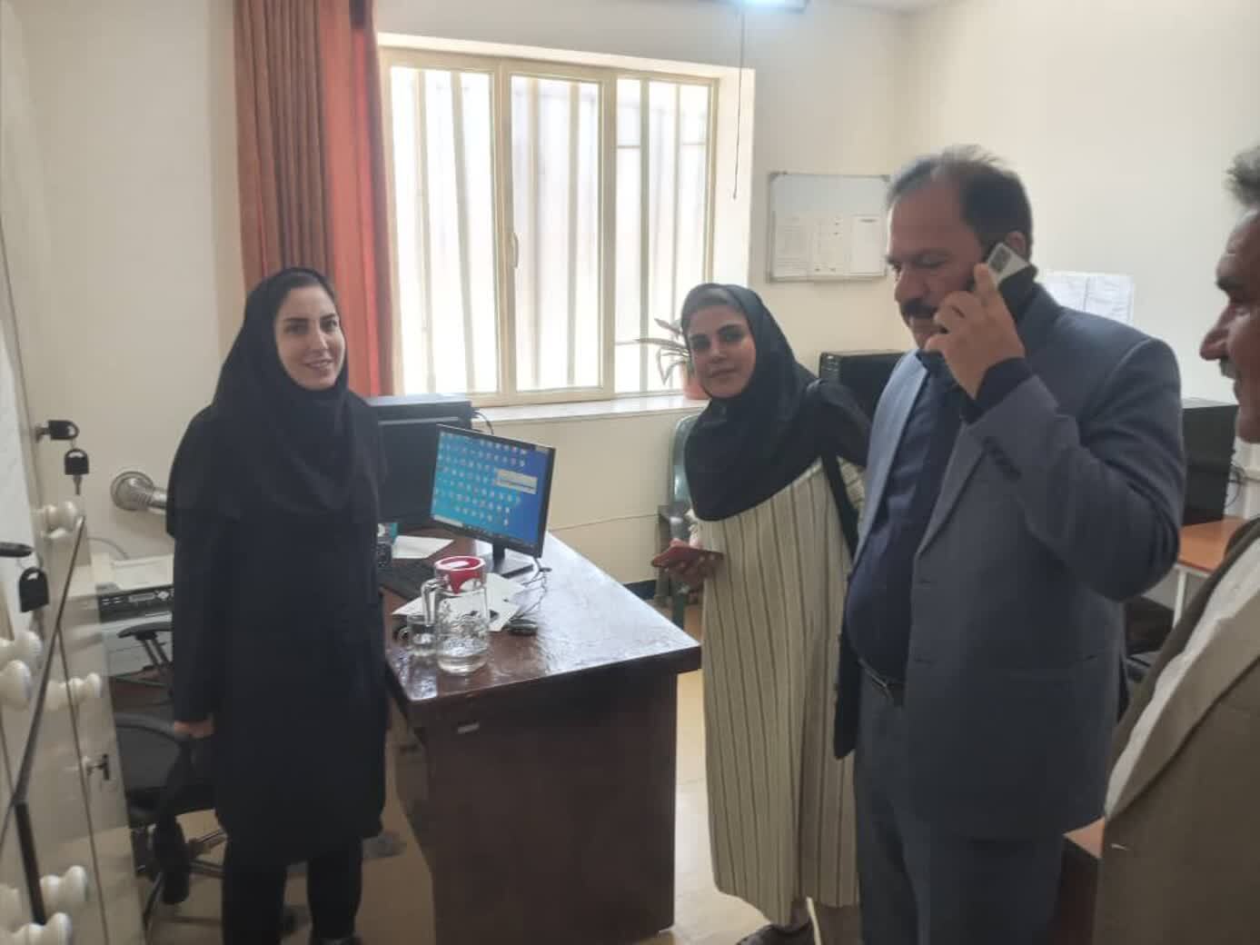 تجلیل از کارکنان بیمارستان شهید بهشتی یاسوج بمناسبت روز کارمند