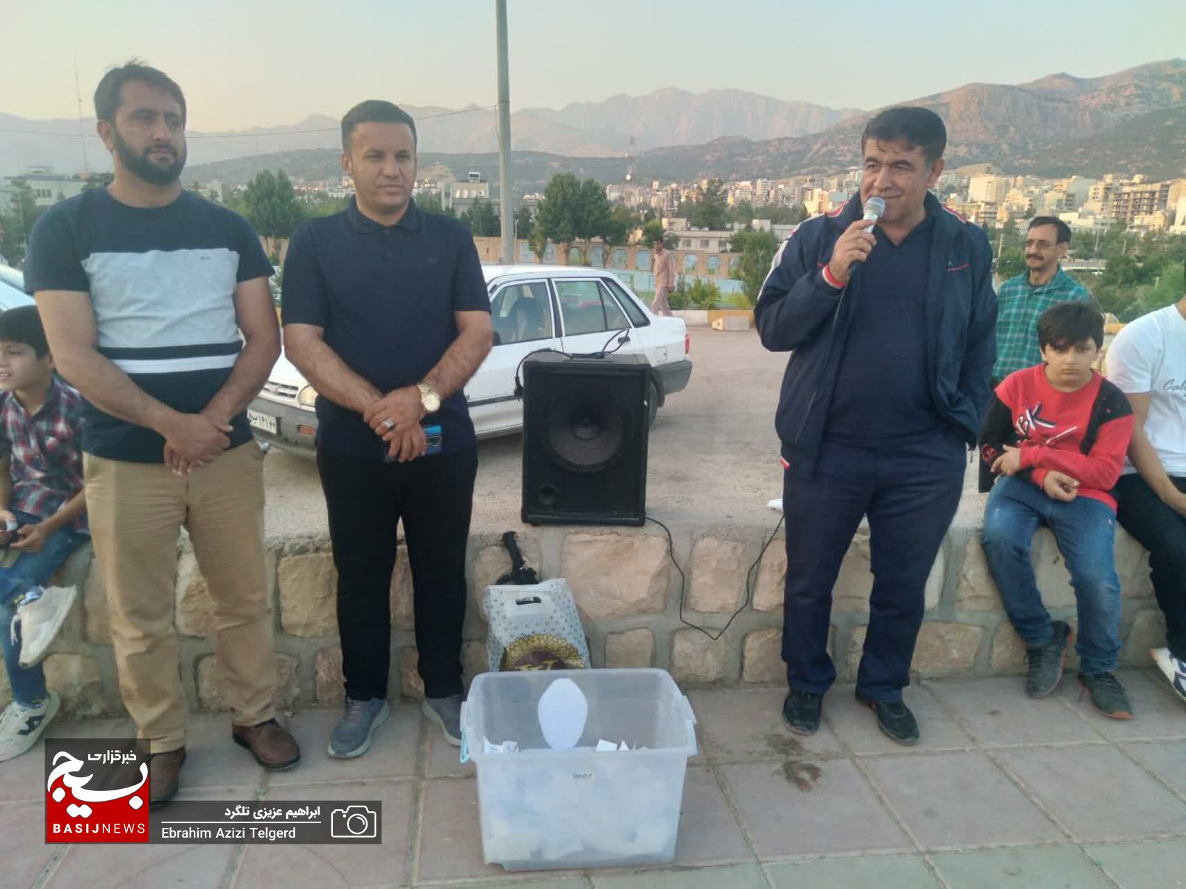 همایش پیاده روی خانوادگی به مناسبت هفته دولت در یاسوج + ( تصاویر )