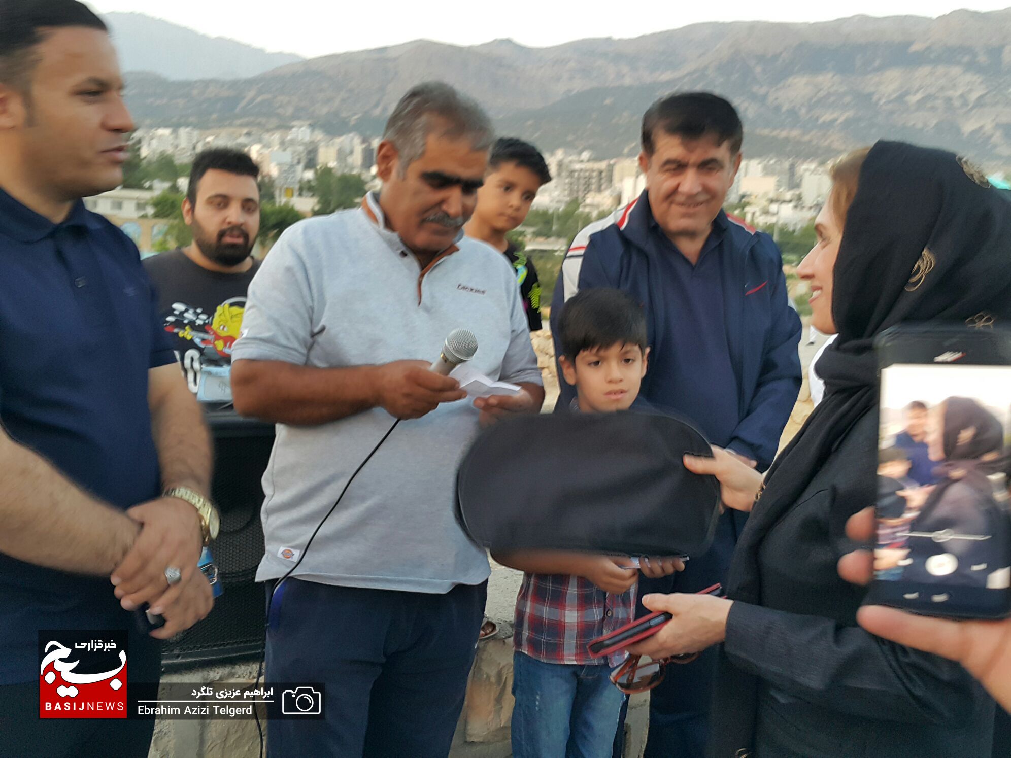 همایش پیاده روی خانوادگی به مناسبت هفته دولت در یاسوج + ( تصاویر )
