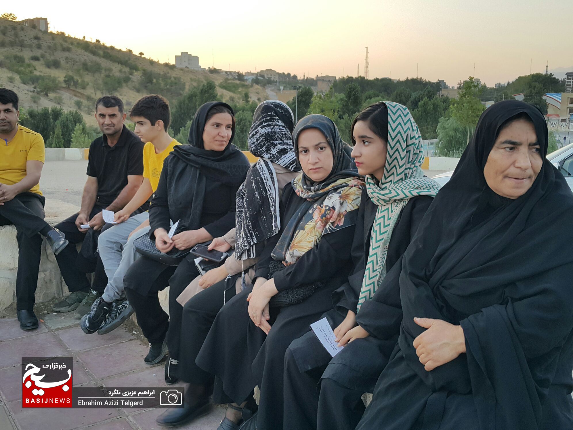 همایش پیاده روی خانوادگی به مناسبت هفته دولت در یاسوج + ( تصاویر )