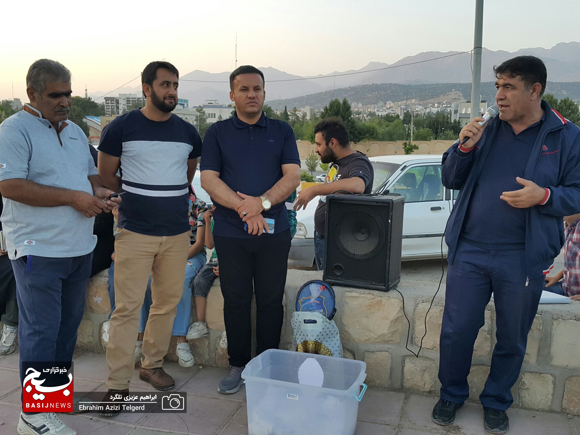 همایش پیاده روی خانوادگی به مناسبت هفته دولت در یاسوج + ( تصاویر )