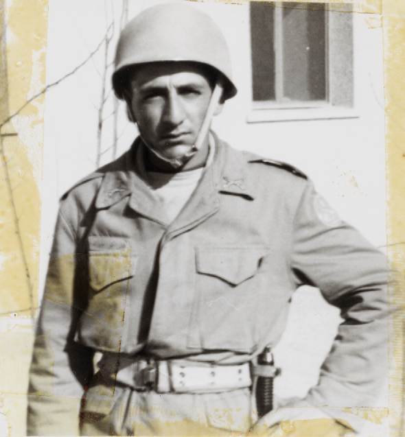 دیده بانی که در شلمچه بدنش تکه تکه شد دیده بانی که در شلمچه بدنش تکه تکه شد