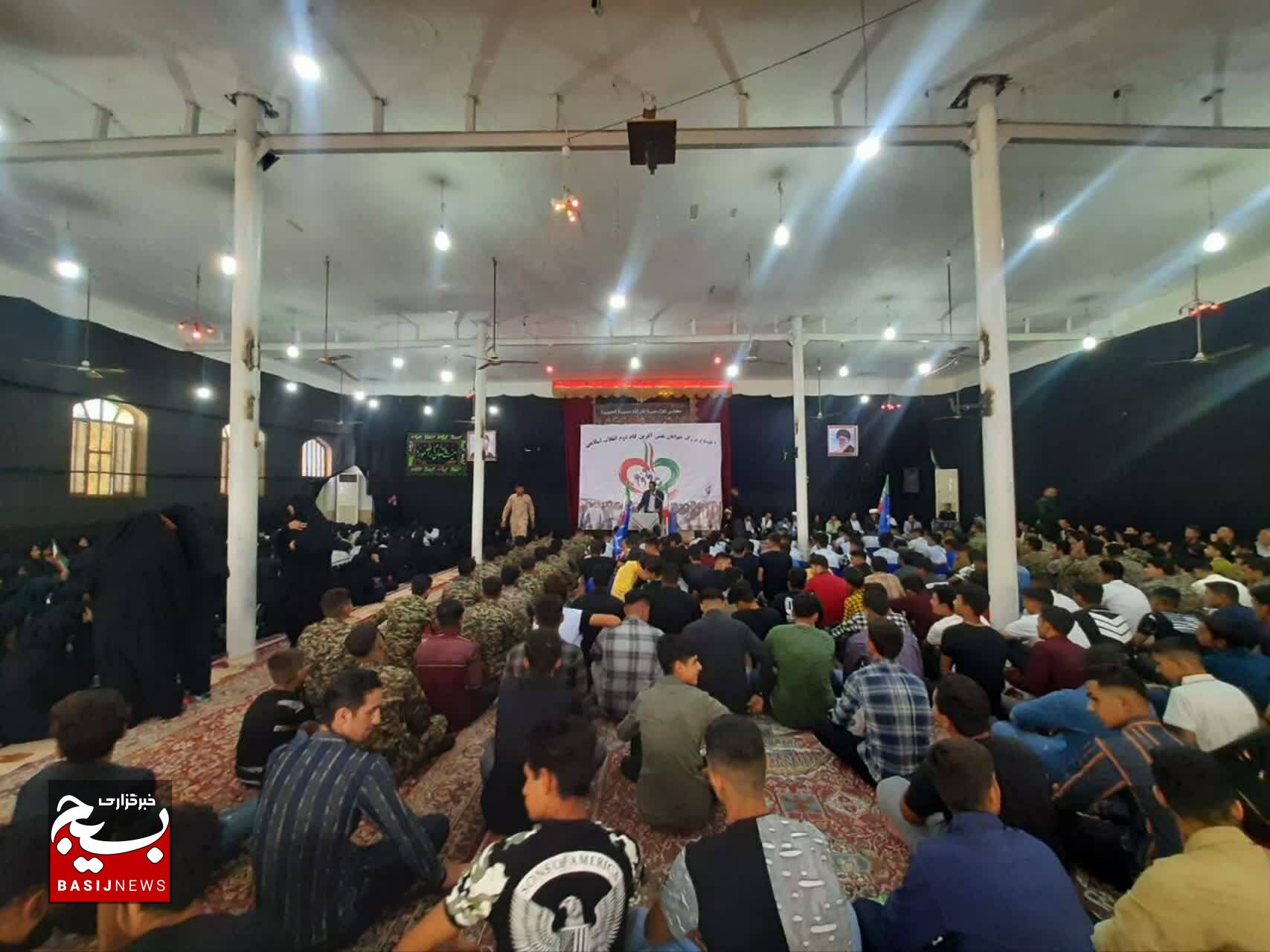 اجتماع بزرگ جوانان نقش آفرین گام دوم انقلاب اسلامی در شهرستان هویزه