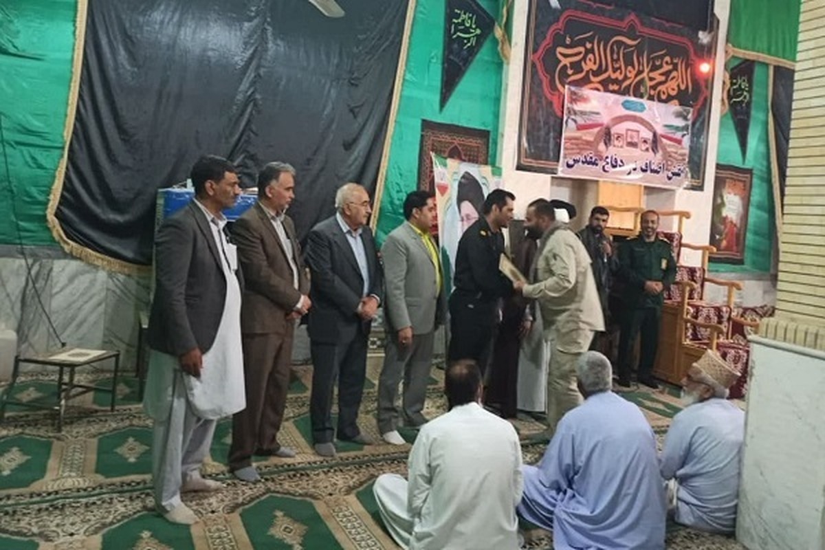 تجلیل از جانبازان در شهرستان هیرمند