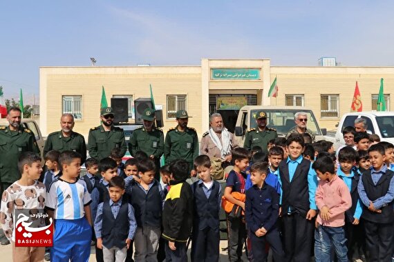 کاروان حدیث حماسه و ایثار در مدارس دامغان