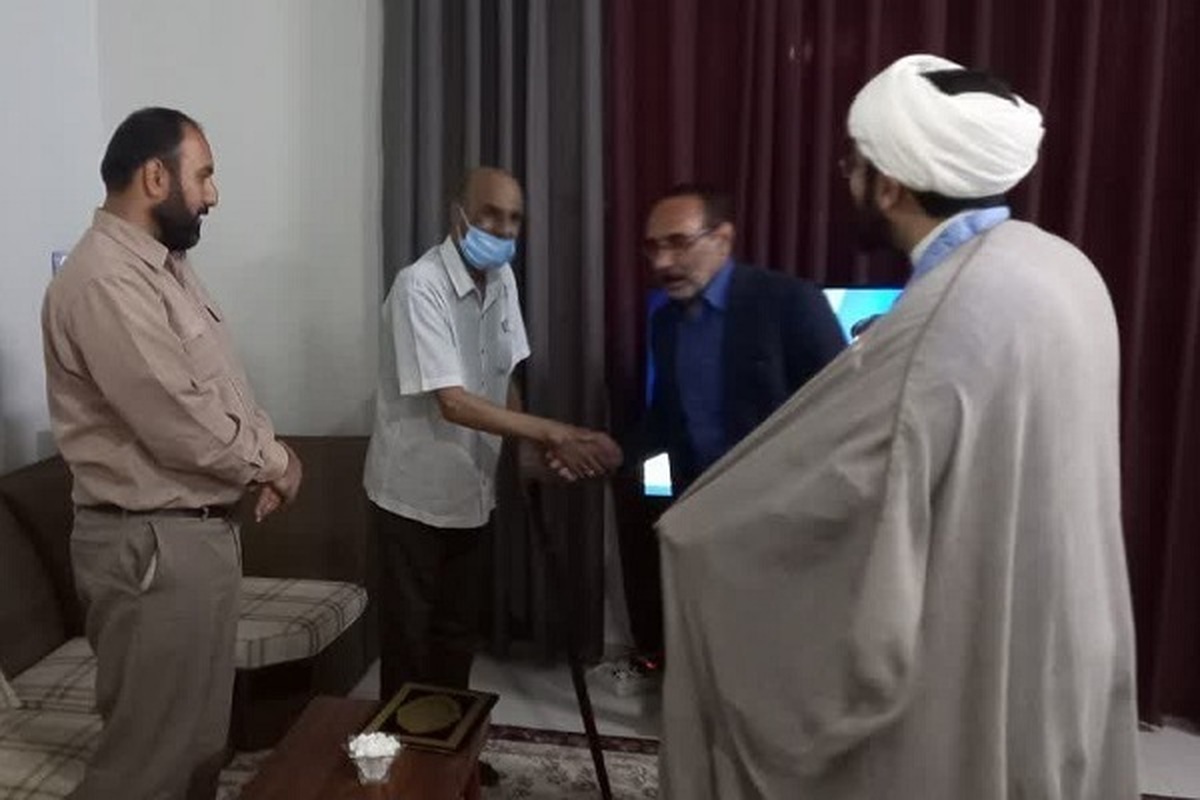 با جانباز ۸ سال دفاع مقدس در زاهدان دیدار شد