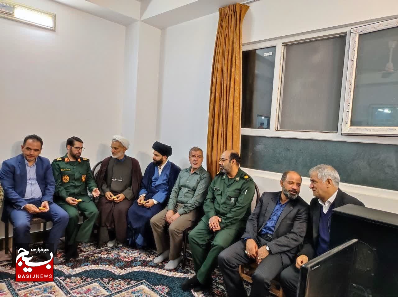 پایگاه مقاومت بسیج مدرسه علمیه سجادیه دستجرد افتتاح شد