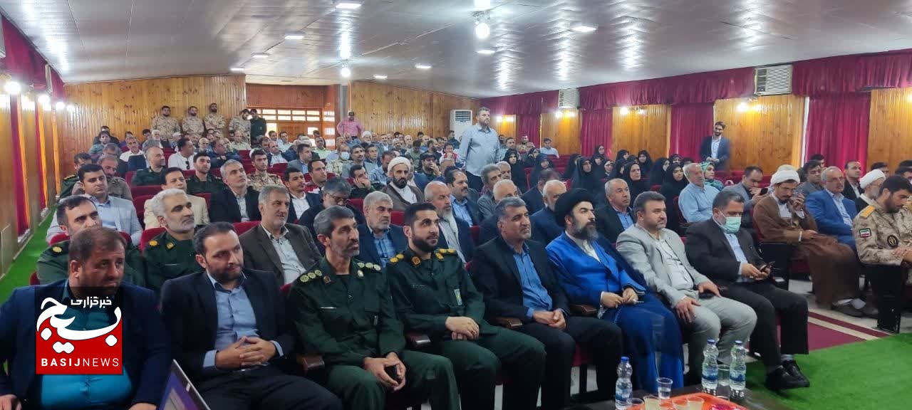 همه ما باید برای رفع مشکلات مردم و دغدغههای مقام معظم رهبری تلاش کنیم همه ما باید برای رفع مشکلات مردم و دغدغههای مقام معظم رهبری تلاش کنیم