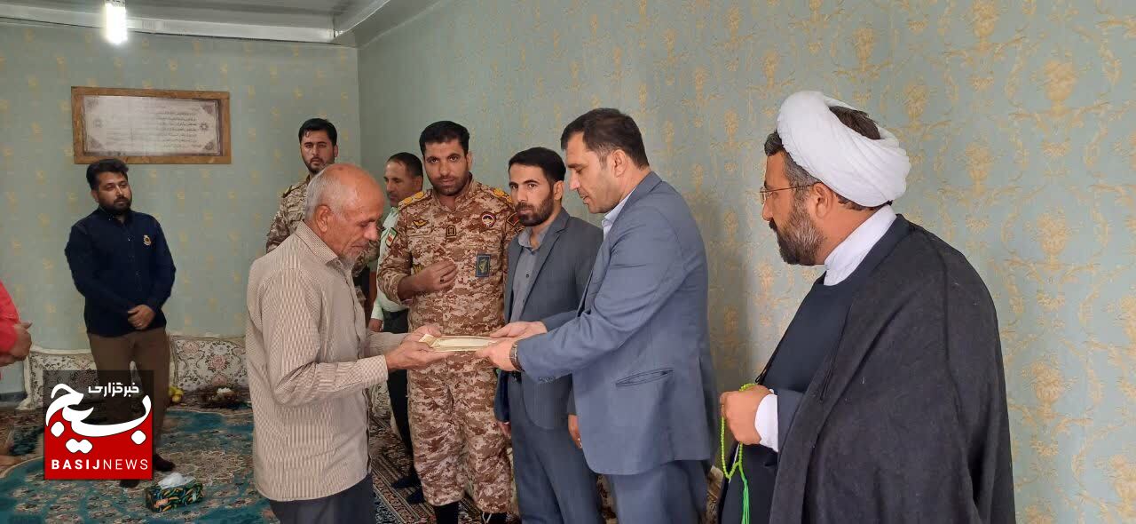 دیدار شورای اداری شهرستان مارگون و جانشین فرمانده بسیج عشایر استان ازخانواده شهیدان