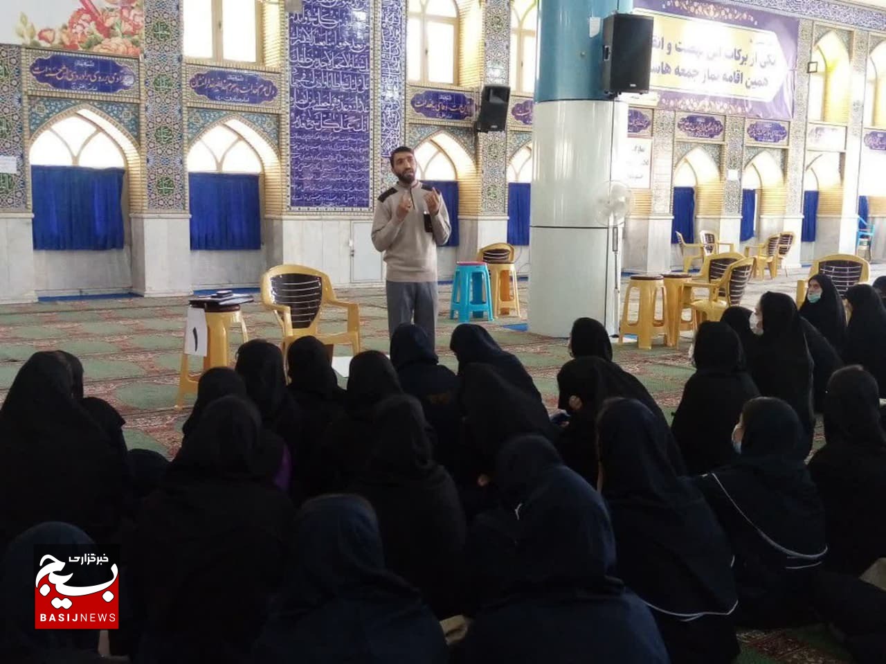 فعالیت در درس آمادگی دفاعی مدارس تا شرکت در اردوهای جهادی بانوان/ خانم هایی که بنایی نیز می کنند