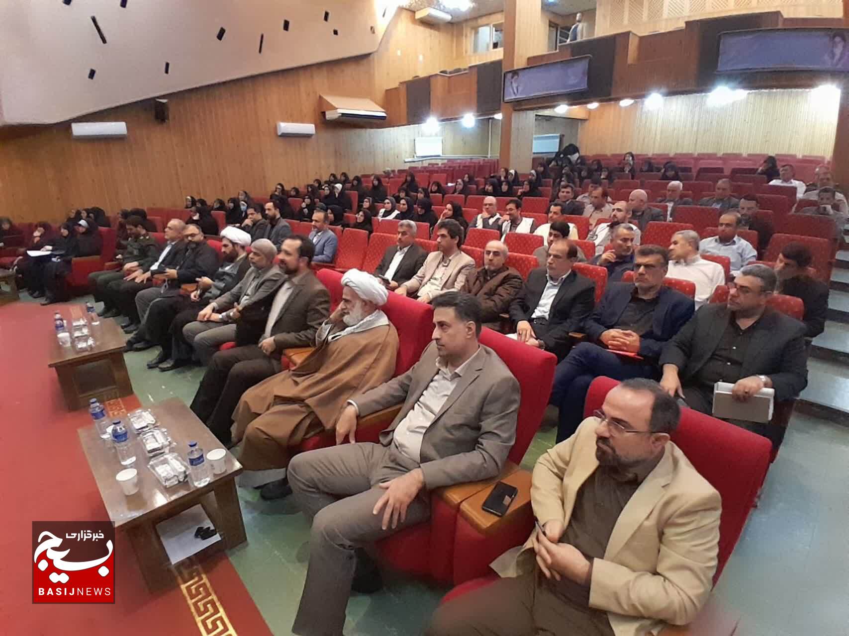 جدیت در مطالبهگری از مسئولیتهای خطیر بسیج جدیت در مطالبهگری از مسئولیتهای خطیر بسیج
