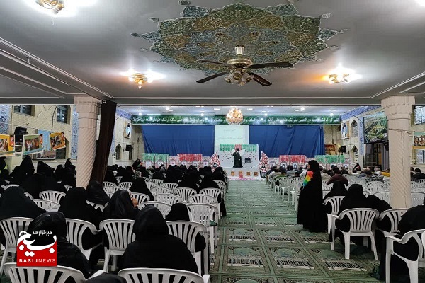 شیرزنان کازرون در پیروزی انقلاب و دفاع مقدس نقش به سزایی ایفا کردند
