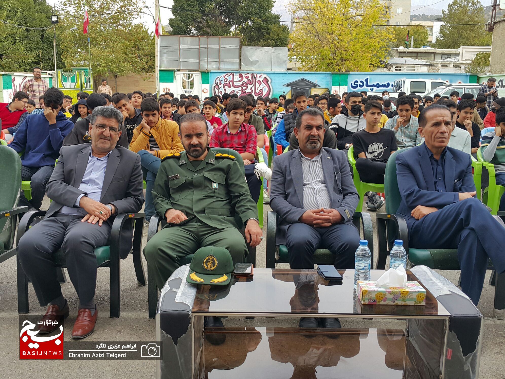 تجلیل بسیج دانش آموزی از دانش آموزان برتر لیگ پایا