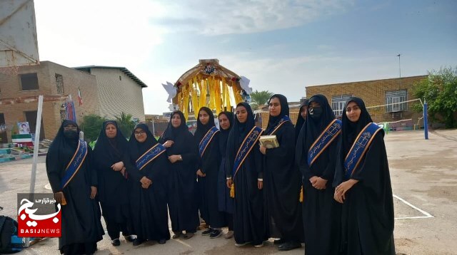 اعزام دانش آموزان دختر شهرستان دشتستان به اردوی راهیان نور