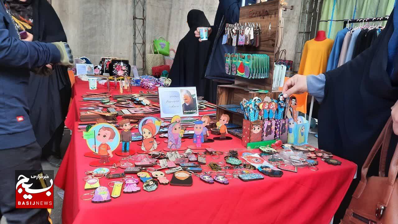 افتتاح نمایشگاه جشنواره شمیم علوی